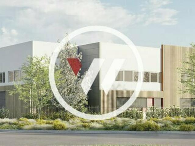 Local Commercial vente à Sarcelles, Louvres