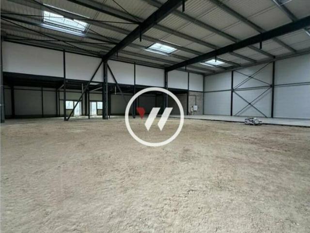 Local Commercial vente à Sarcelles, Louvres