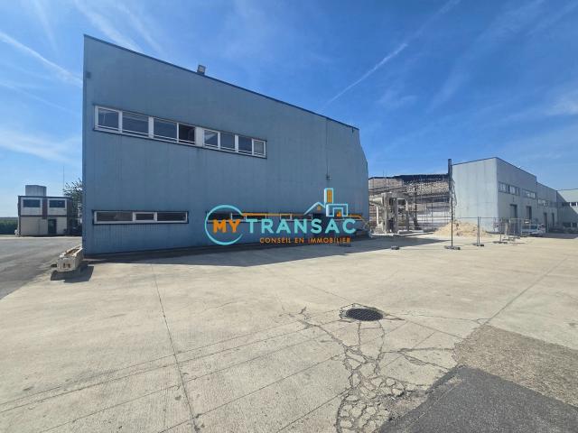 Local Commercial vente à Pontault-Combault, Seine-et-Marne