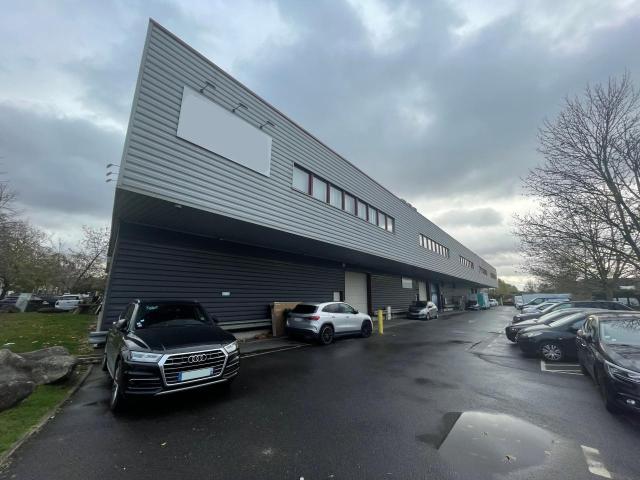 Local Commercial vente à Pontoise, Saint-ouen-l'aumône