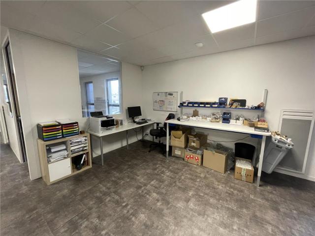 Local Commercial vente à Nantes, Saint-herblain