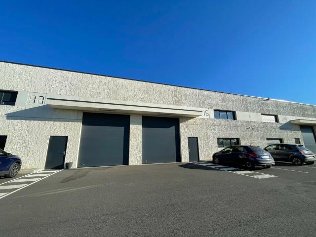 Local Commercial vente à Libourne, Izon