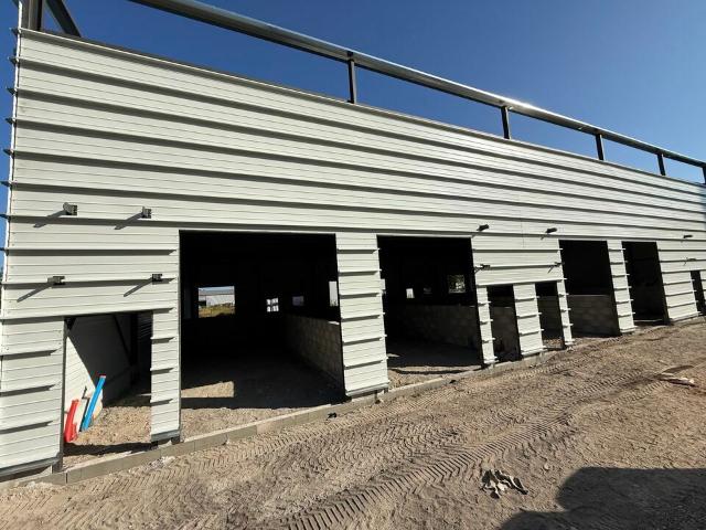 Local Commercial vente à Marcheprime, Les Sablons