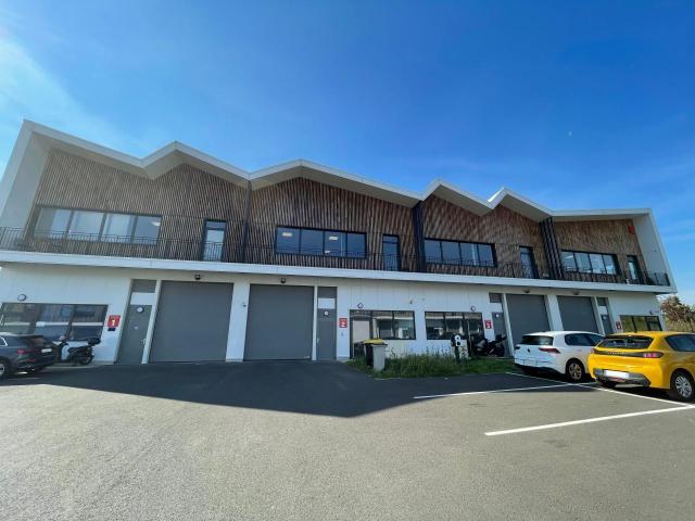 Local Commercial vente à Sarcelles, Montmagny