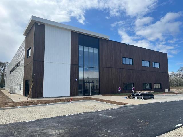 Local Commercial vente à Palaiseau, Ollainville
