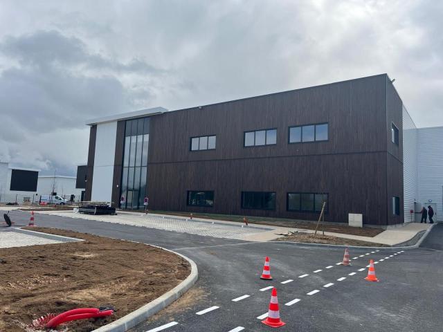 Local Commercial vente à Palaiseau, Ollainville
