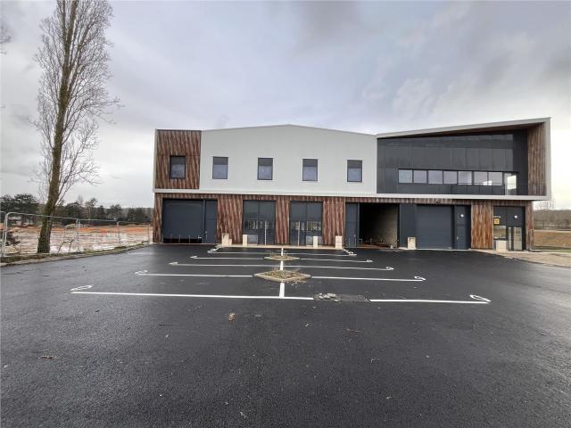 Local Commercial vente à Versailles, Plaisir