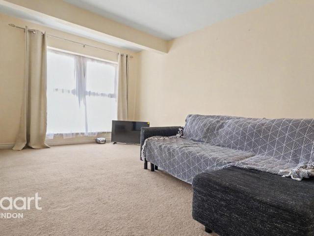Apartment for rent in Rodbourne, Swindon