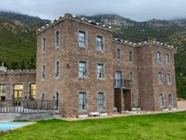 House for sale in Gordon's Bay, Western Cape