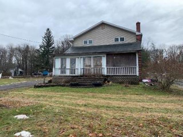 House for sale in Canadensis, Pennsylvania