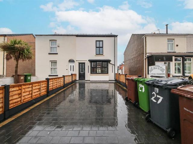 House for rent in Meols Cop, Southport