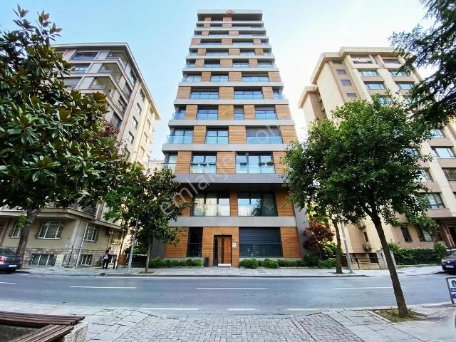 Kadiköy, İstanbul içerisinde kiralık mülk