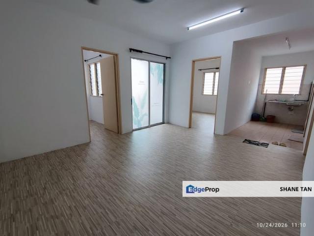 Flat for sale in Garden Avenue, Seremban