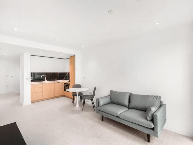 Apartment for rent in Aldgate, Lyons