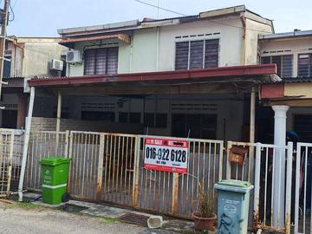Terraced House for sale in Kuantan