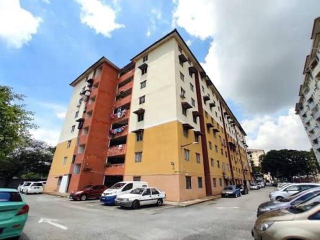 Flat for sale in Petaling, Subang Jaya