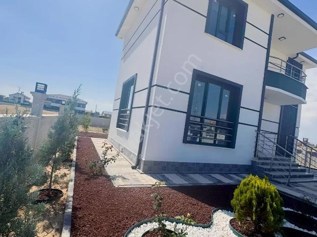 Saraçoğlu Mahallesi, Karatay içerisinde satılık Villa
