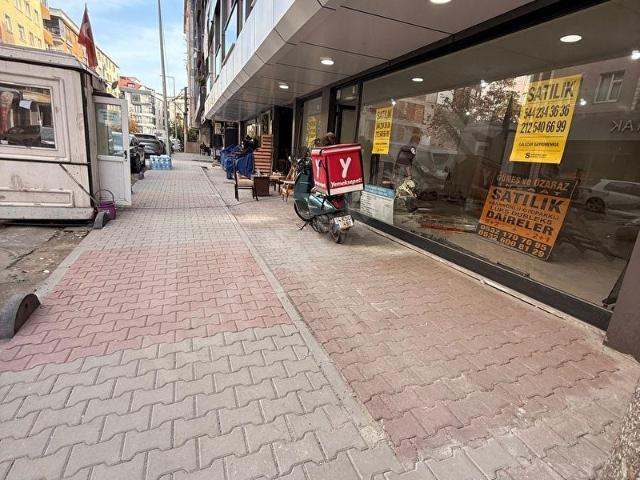 Küçükçekmece, İstanbul içerisinde satılık Dükkan
