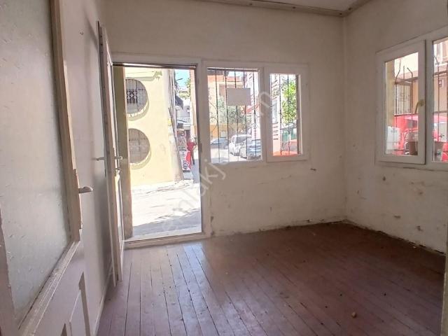 Karabağlar, İzmir içerisinde kiralık mülk