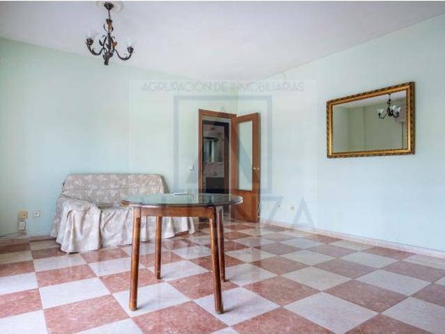 Piso en venta en Camas, Andalucía