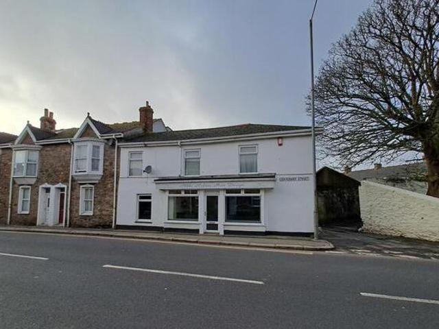 House for sale in Roseworthy, Cornwall