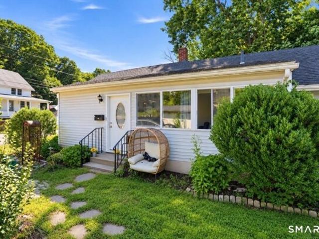 House for sale in Putnam, Northeastern Connecticut Planning Region