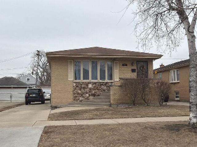 House for sale in Lyons, Illinois