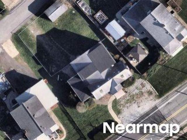 House for sale in Elizabeth, Pennsylvania
