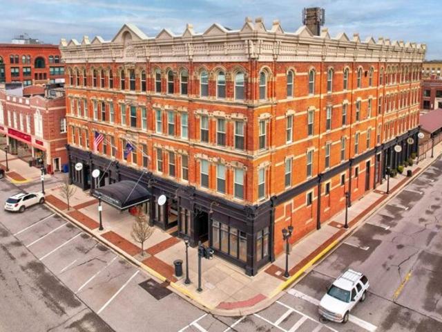 Condo for sale in Bay City