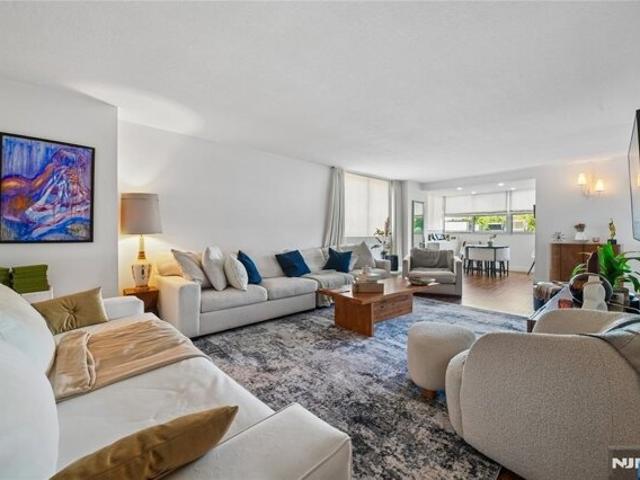 Property for sale in Linwood, Fort Lee