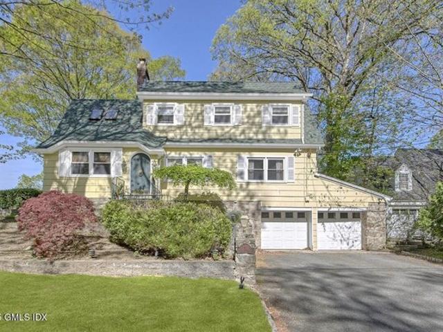 House for sale in Old Greenwich