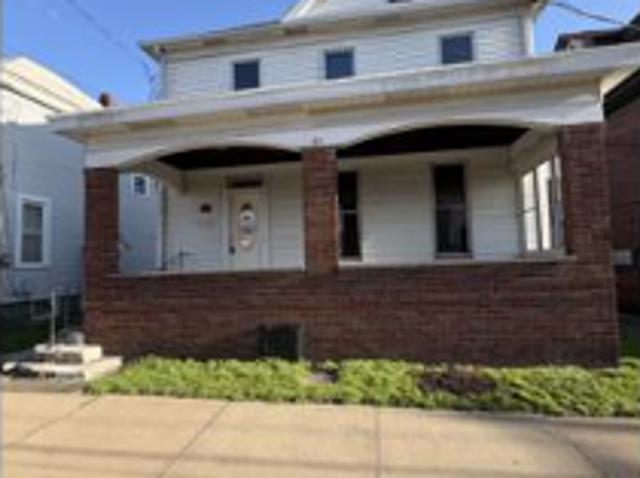 House for sale in Moundsville, West Virginia