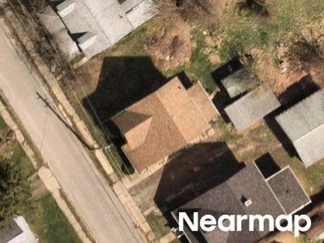 House for sale in Erie