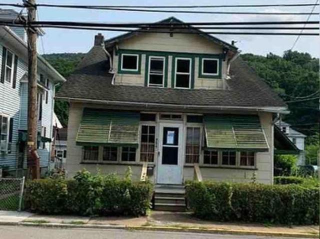House for sale in Coal Township, Pennsylvania