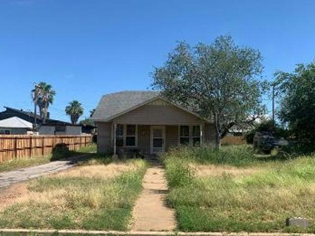 House for sale in Cotulla House for sale in Cotulla