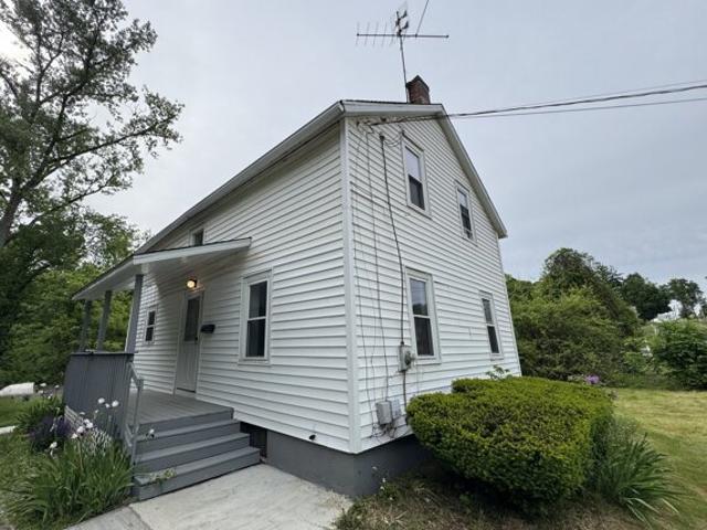 House for sale in Windsor Locks, Connecticut