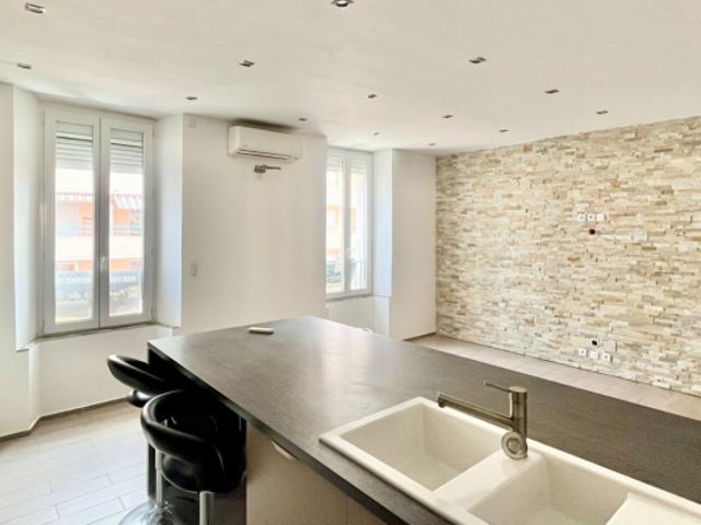 Appartement vente à Arrondissement de Draguignan, Saint-raphaël