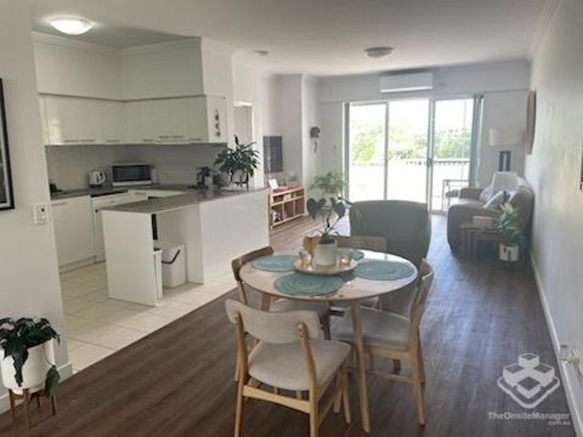 Apartment for rent in Varsity Lakes, Gold Coast City