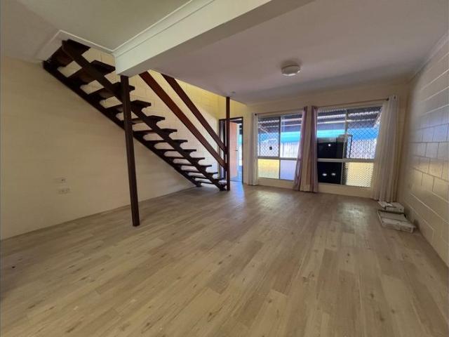 Townhouse for rent in Tablelands, Queensland