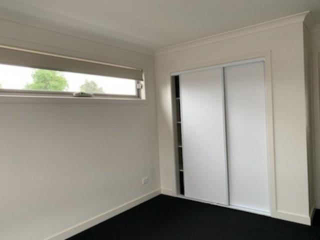 Townhouse for rent in Camerons Creek, Victoria