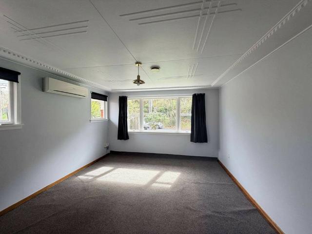 House for rent in Otakou