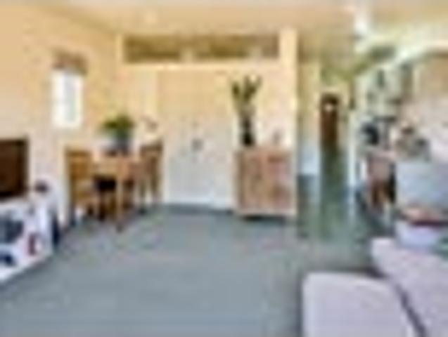 Apartment for sale in Matata, Wellington