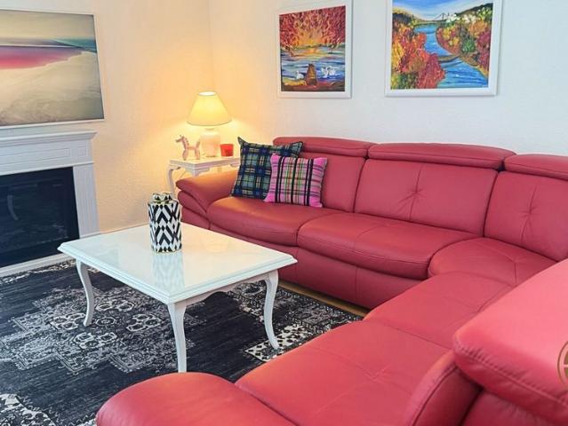 Apartment mieten in Einigen, Zürich