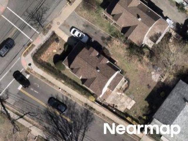 House for sale in Caldwell, New Jersey