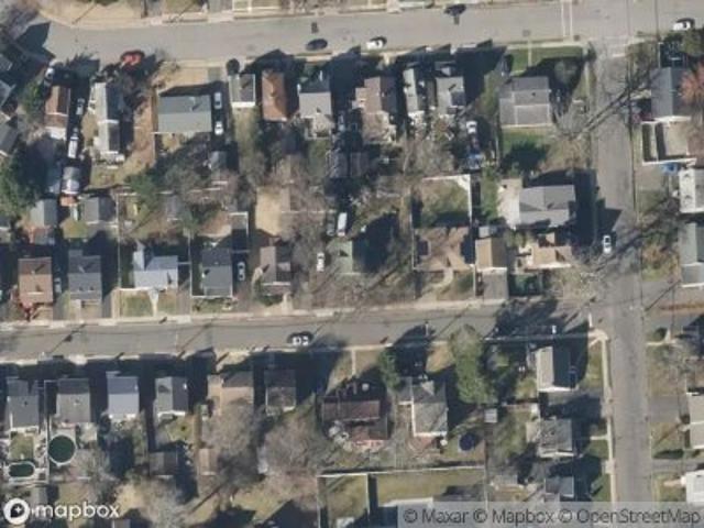 House for sale in Bergenfield, New Jersey