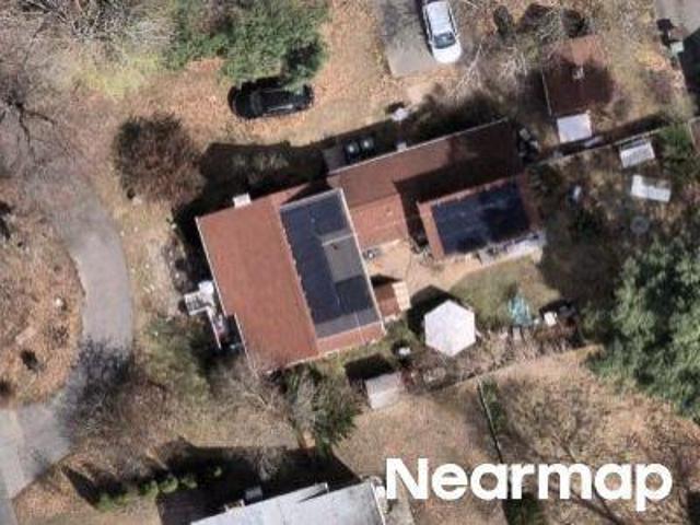 House for sale in Dedham