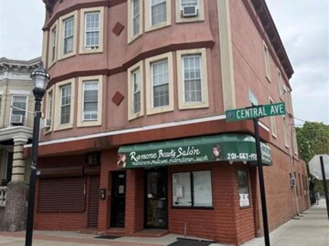 Condo for sale in Hudson, New Jersey