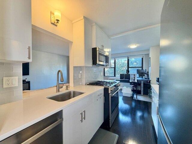 Condo for sale in Hudson, New Jersey