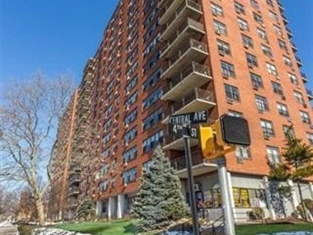 Condo for sale in Hudson, New Jersey