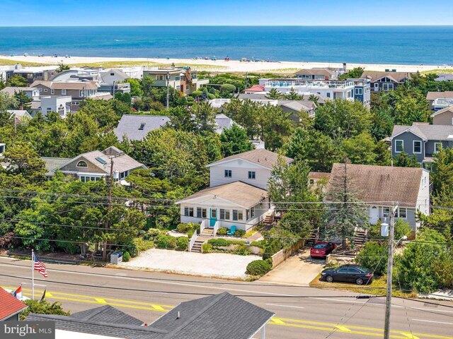 House for sale in Barnegat Light, Ocean County